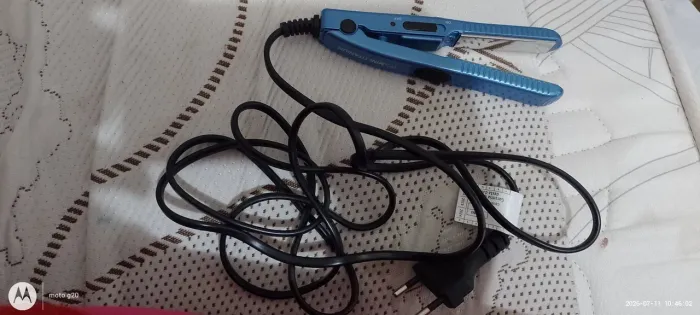 Prancha de cabelo mini Titanium MQ