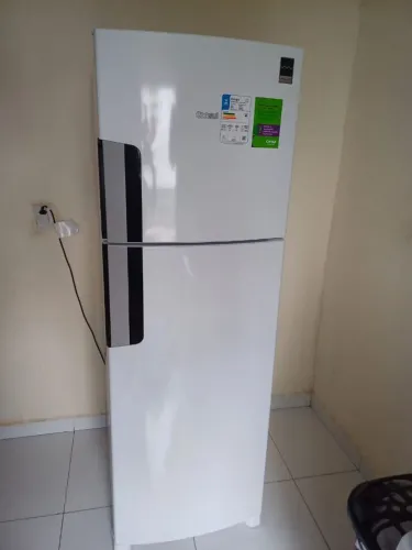 Geladeira Consul Frost Free - Completamente nova Motivo da Venda Mudança de Estado