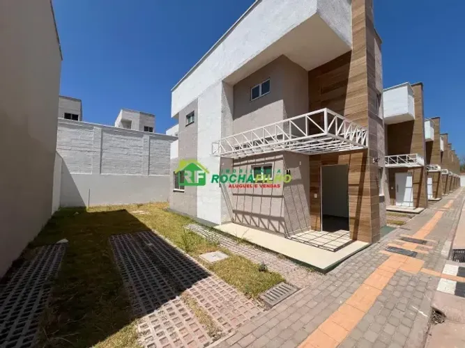 Alugo casa duplex Cond. Stella Vitta- 3 Quartos- 2 suítes