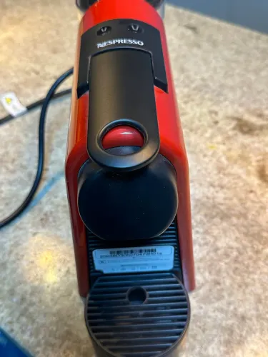 Cafeteira Nespresso Vermelha
