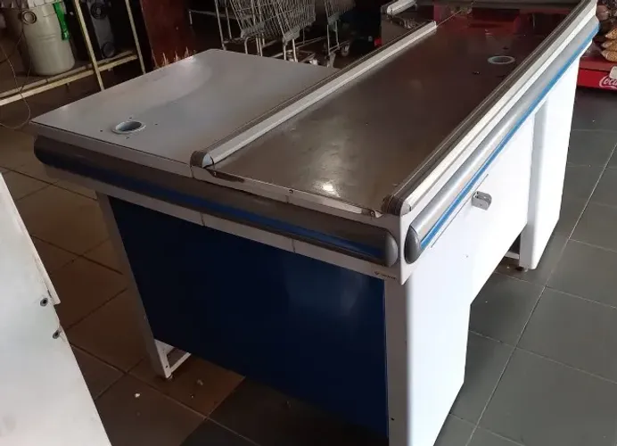Vende-se 2 Checkouts para supermercado