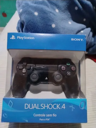 Controle PS4 Original R$ 400,00