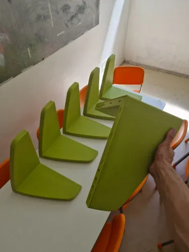 Prateleiras modulares de canto formato em L