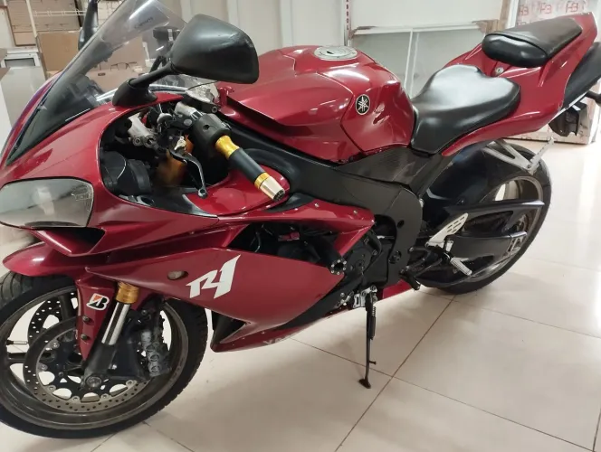 Vendo yamaha YZF R1