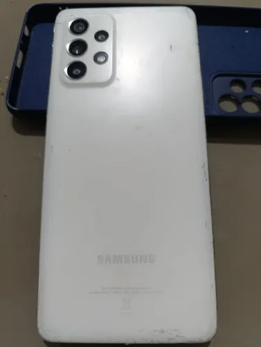 Samsung A52 na loja está valendo 2mil