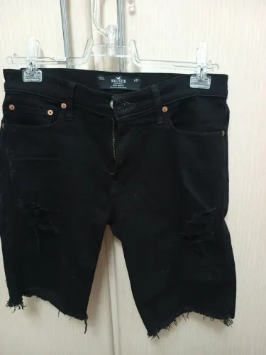 Bermuda jeans preto- masculina marca Hollister 