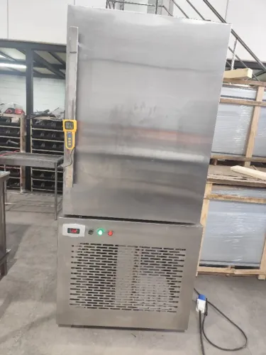 Equipamento de congelamento rápido para cozinha, carga de 25 kg por ciclo