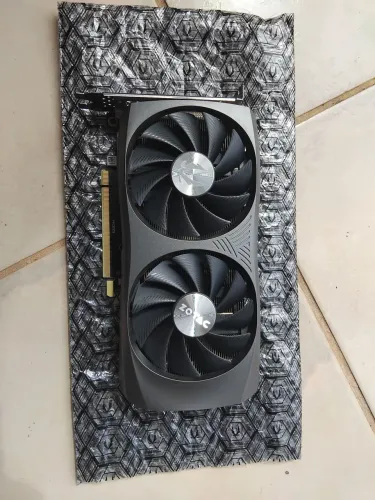 Placa de vídeo RTX 4070 TWIN EDGE 12GB