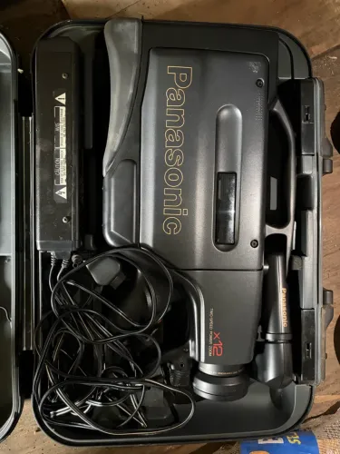 Filmadora Panasonic antiga