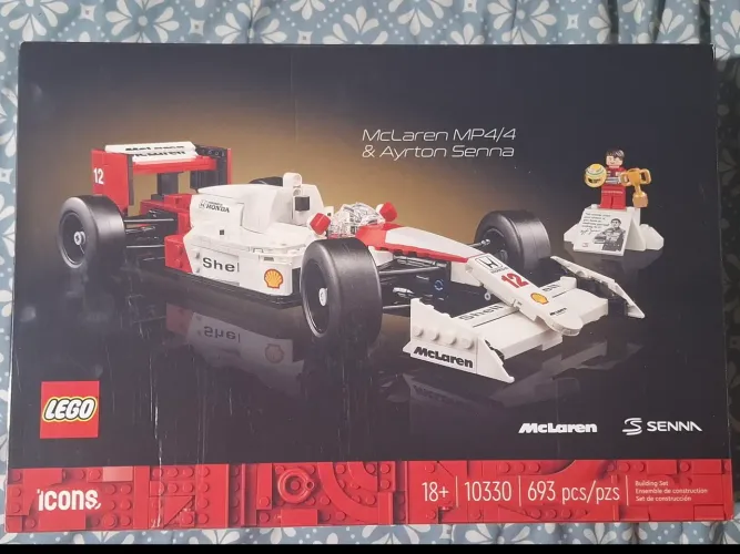 Lego McLaren MP4/4 e Ayrton Senna