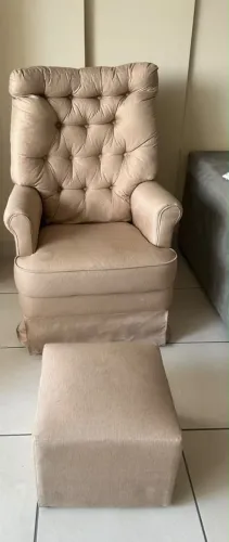 Poltrona de amamentação 