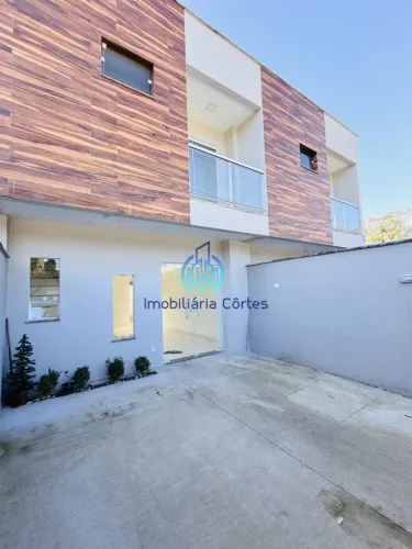 Casa Duplex para Aluguel Moderna, Elegante e com 2 Suítes!