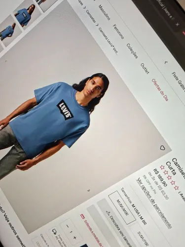 02 Camisetas Levi's Tamanho G novas