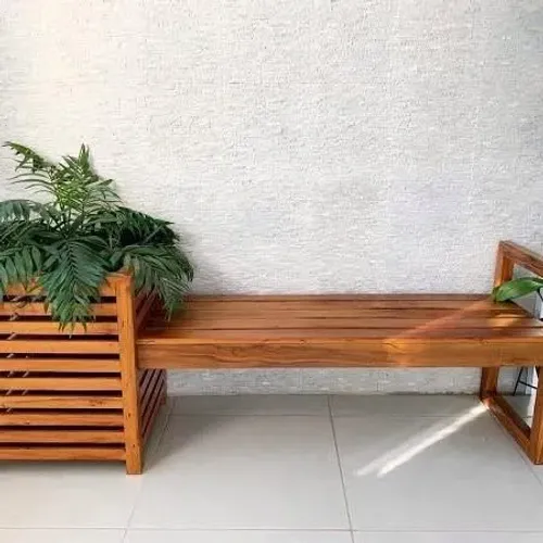 Vaso de planta com banco