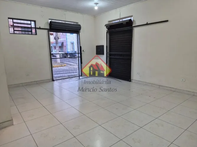 Locação de Comercial / Ponto Comercial na cidade de Tremembé