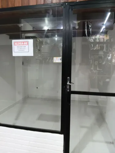 Aluguel de loja no Pop shopping no bairro de Itinga cidade de Lauro de Freitas -l Bahia.