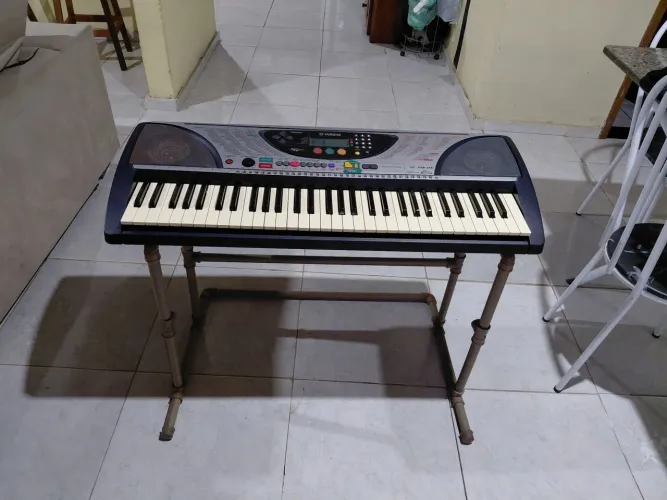 Teclado yamaha com defeito