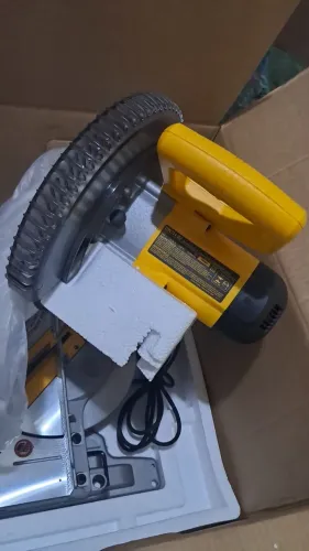 Meia esquadria dewalt 10 polegadas nova sem uso 