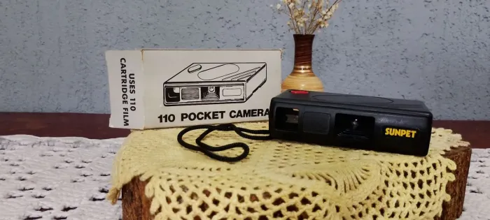 Câmera Analógica Vintage SUNI110 Com Caixa Original