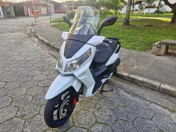 Dafra Citycom 300 (troco)