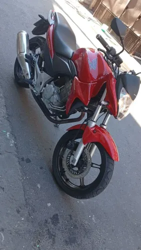 CB 300R 2012 vendo