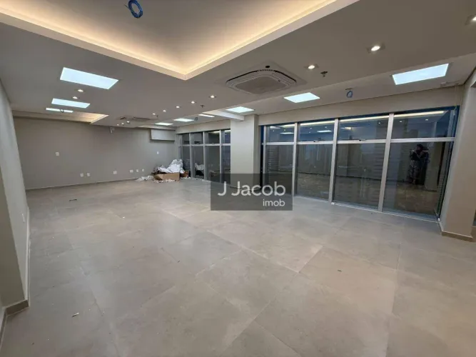 Alugo Sala de 124 m² no Ed. London Business - bairro Umarizal