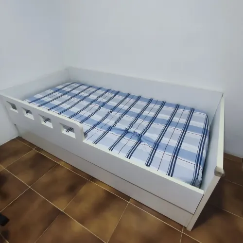 Cama solteiro / infantil com auxiliar + 1 colchão 