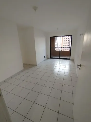 Apartamento 2/4 no 4 estações Candelária