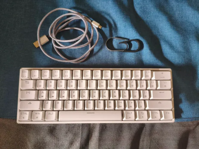Teclado gk61