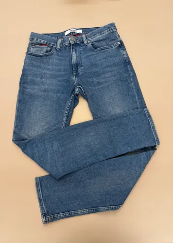 Calça Tommy Hilfiger - masculina - tam. 38