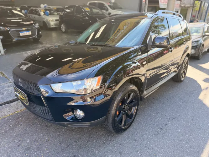 Mitsubishi Outlander 2.0 16V 160cv Aut. 2012