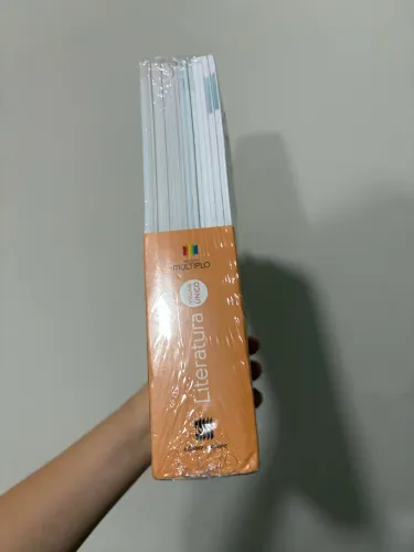 Projeto múltiplo - literatura