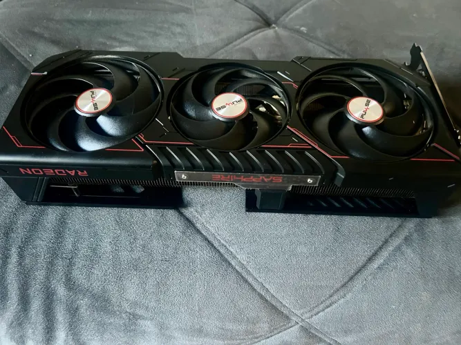 Radeon RX 9070 XT Sapphire Pulse