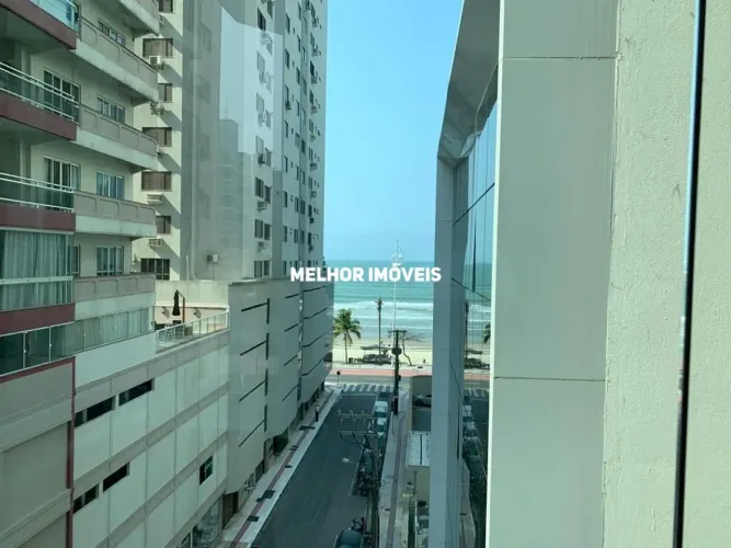Doutor Blumenau - Apartamento à Venda com 03 dormitórios, localizado no centro de Balneári