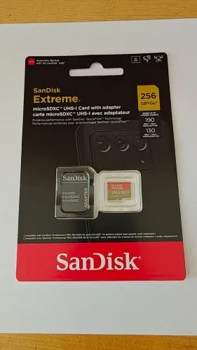 Cartão de Memória SanDisk Extreme 256Gb Micro SD+ Adaptador SD