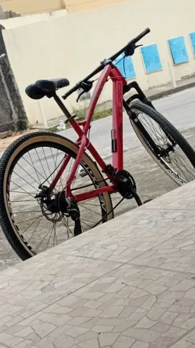 Bicicleta aro 29 marca toro
