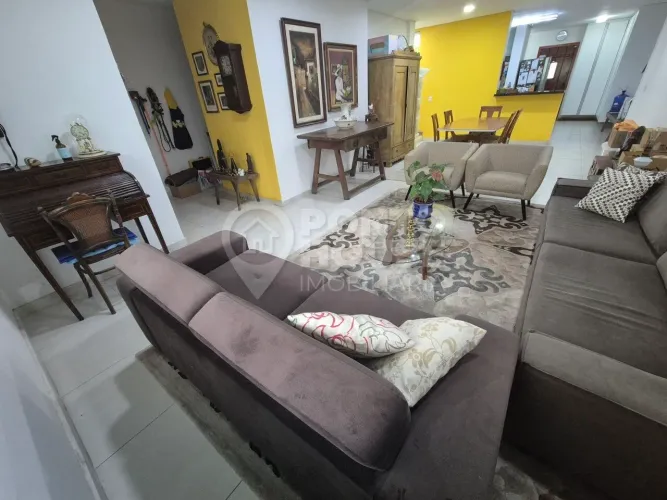 Casa de alto padrão à venda na Vila Mariana próximo ao metrô
