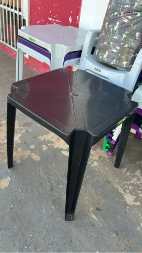Mesa de plástico