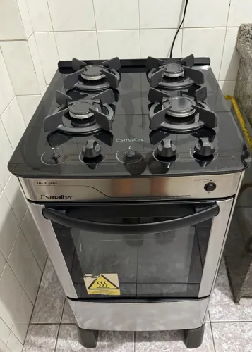 Fogão inox com mesa de vidro
