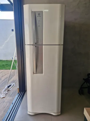 Geladeira electrolux