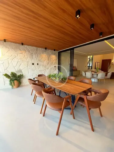 Sobrado de Alto Padrão Alphaville 1 322,93 m² de área construída 406m2 de terreno Dest