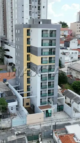 Studio à venda com 28 m², 1 quarto sendo 1 suite, 1 banheiro e lazer completo, no bairro d