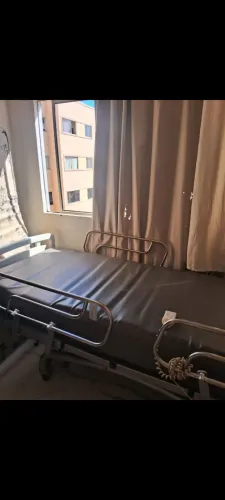 Cama hospitalar elétrica