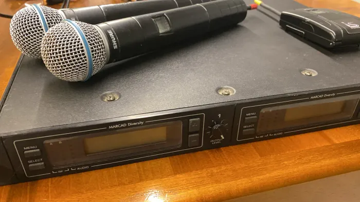 Microfone sem fio Shure U4D