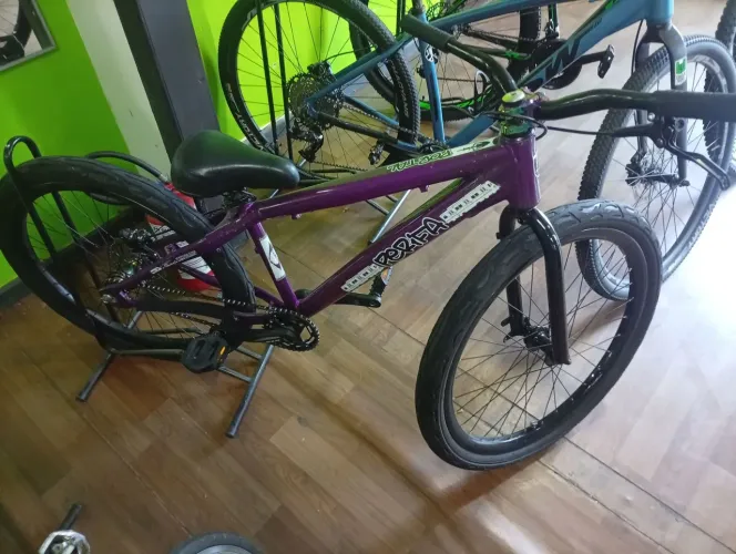 Bike PERIFA freeride pronta pro grau, cubo barulhento, kit single, freio mt200