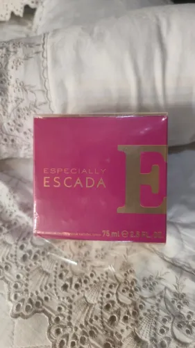 Perfume Escada Especialmente Eau De Parfum 75ml