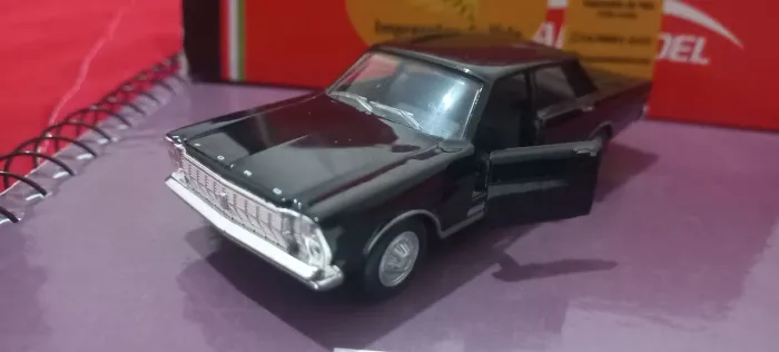 Carrinho galáxie miniatura 1:43