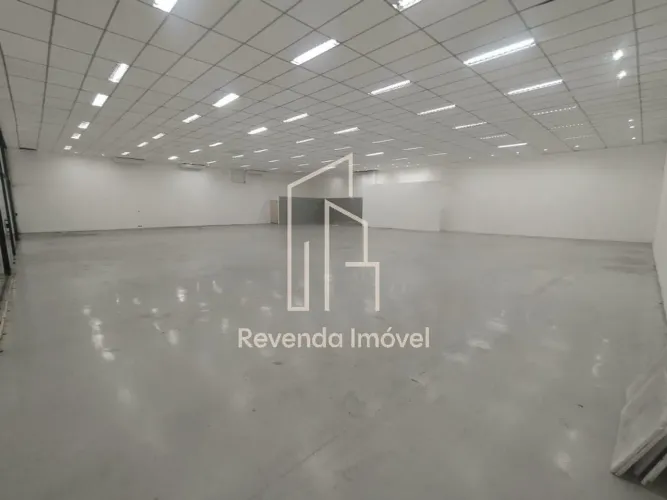 Loja 970m² - 22 Vagas 16 banheiros Interlagos