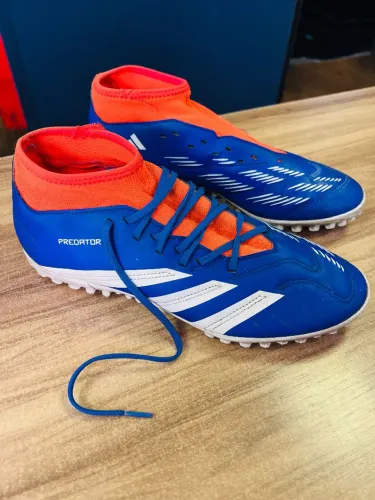 CHUTEIRA SOCIETY ADIDAS 42 PREDATOR AZUL