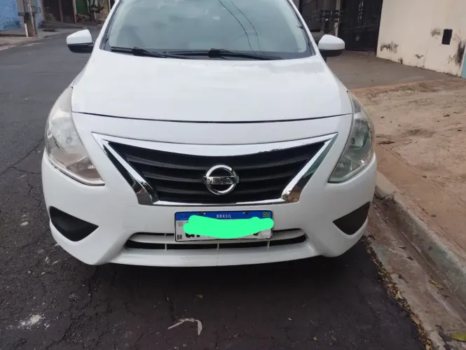 Nissan Versa SV 1.6 16V Flexstart 4P Aut. 2017